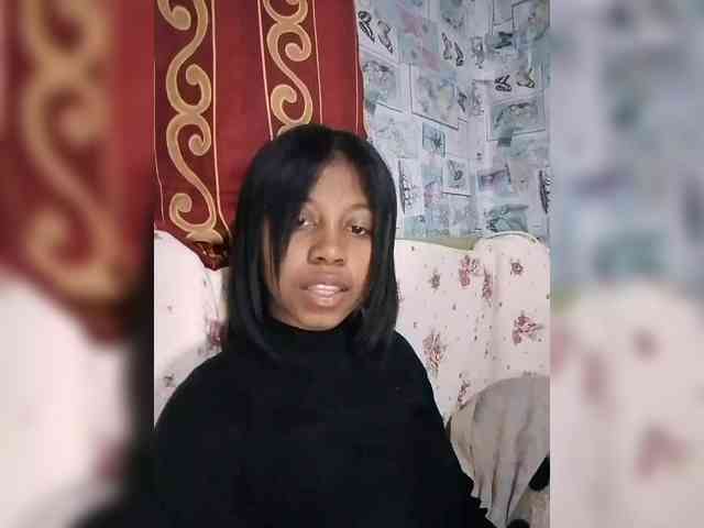 Candis18 webcam