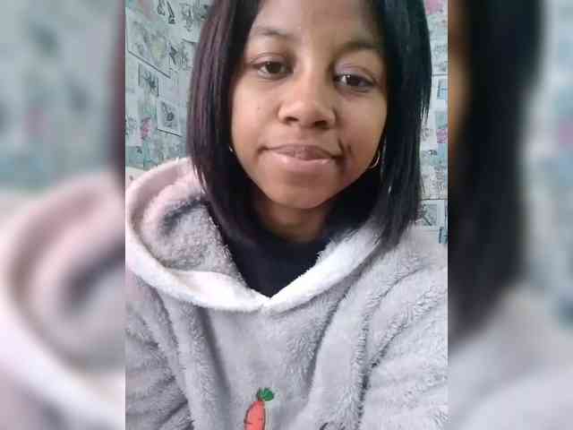 Candis18 webcam