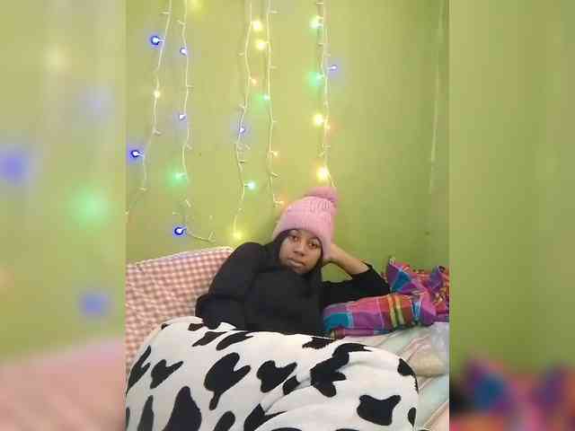 Candis18 webcam