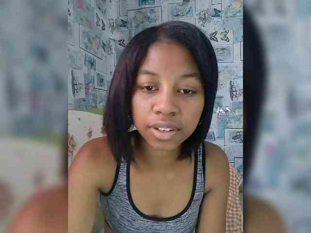 Candis18 webcam