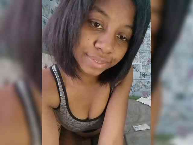 Candis18 webcam