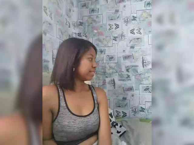 Candis18 webcam