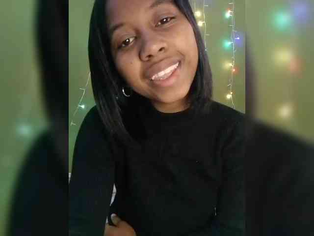 Candis18 webcam