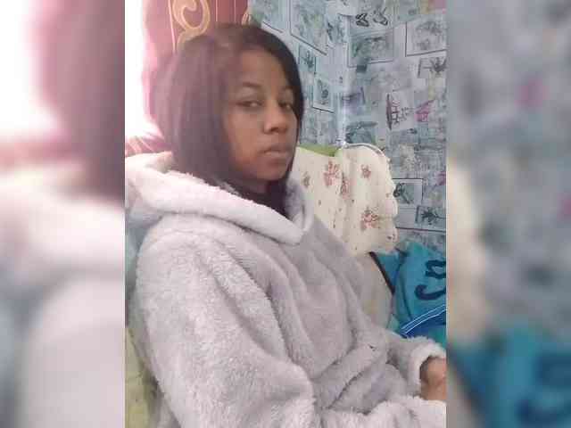 Candis18 webcam