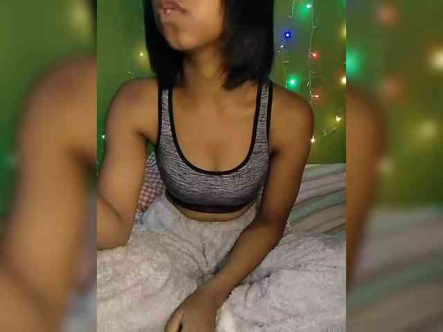 Candis18 webcam