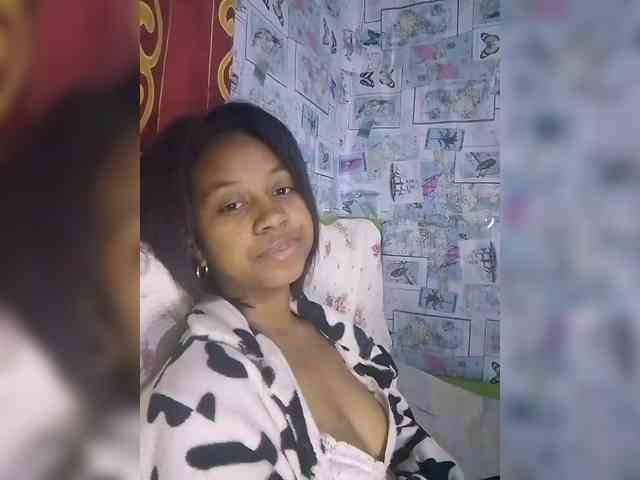 Candis18 webcam