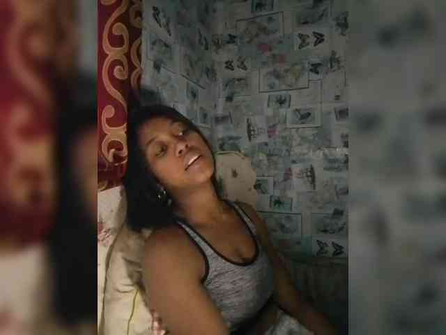 Candis18 webcam