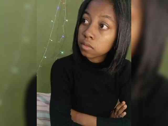 Candis18 webcam