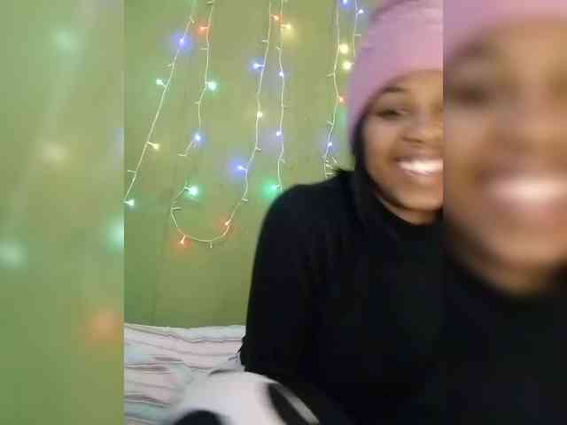 Candis18 webcam