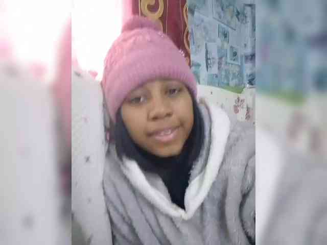 Candis18 webcam