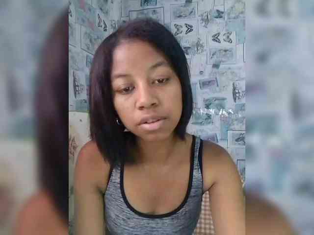 Candis18 webcam