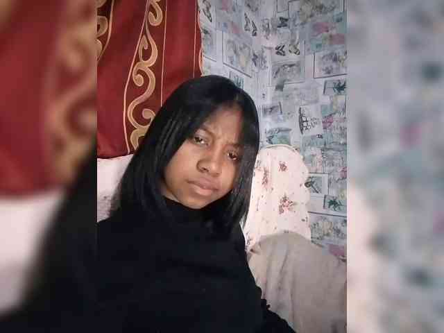 Candis18 webcam