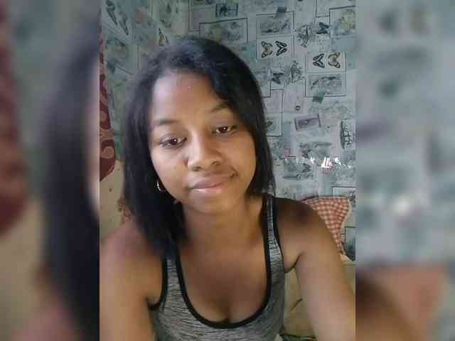 Candis18 webcam