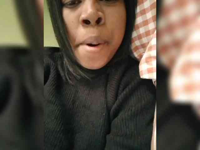 Candis18 webcam