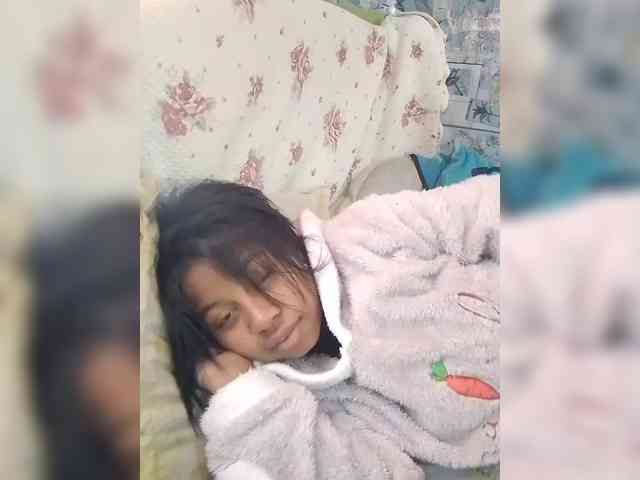 Candis18 webcam