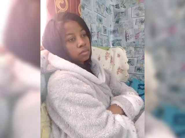 Candis18 webcam