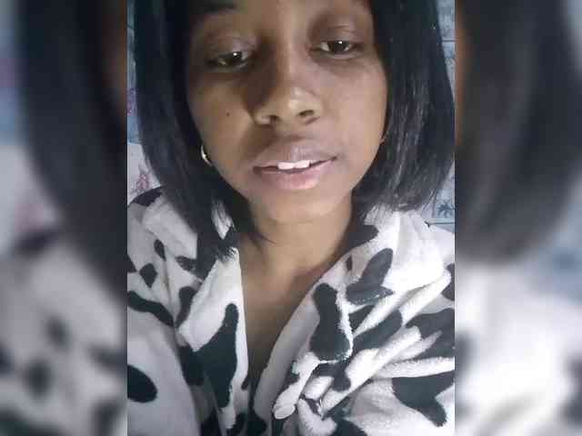 Candis18 webcam