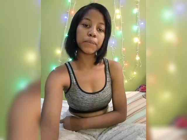 Candis18 webcam