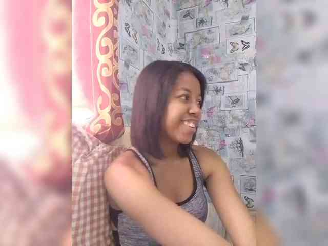 Candis18 webcam