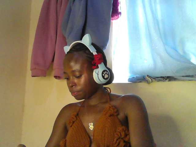 Slimsexy1's BongaCams show and profile