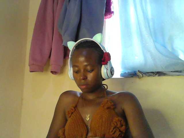 Slimsexy1's BongaCams show and profile