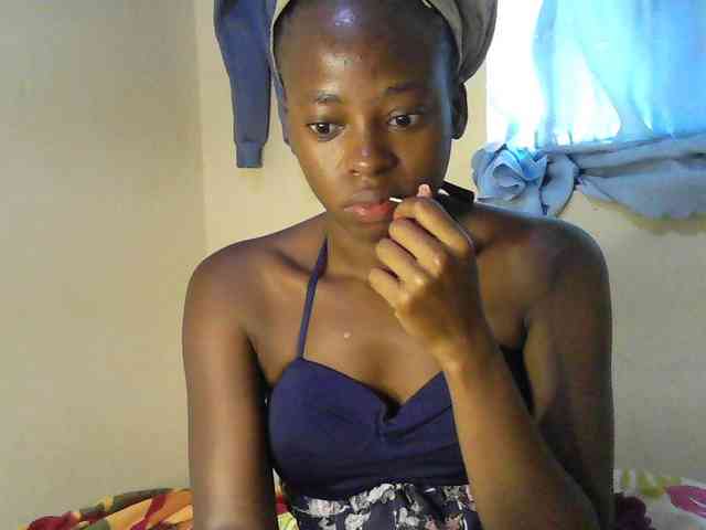 Slimsexy1 Live Webcam on BongaCams