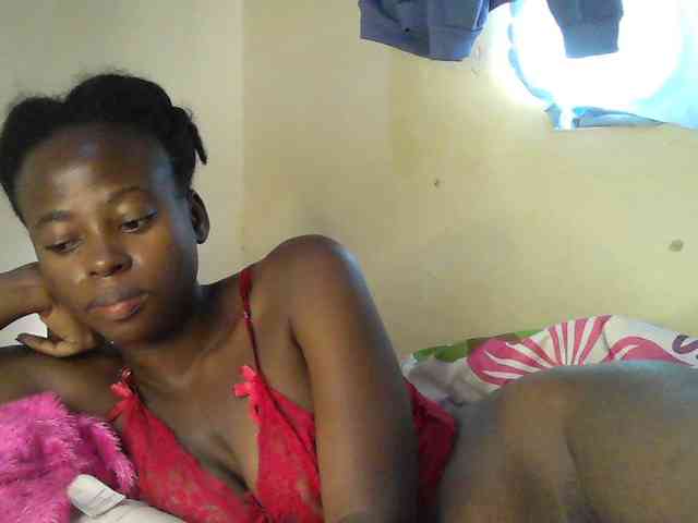 Slimsexy1 Live Webcam on BongaCams