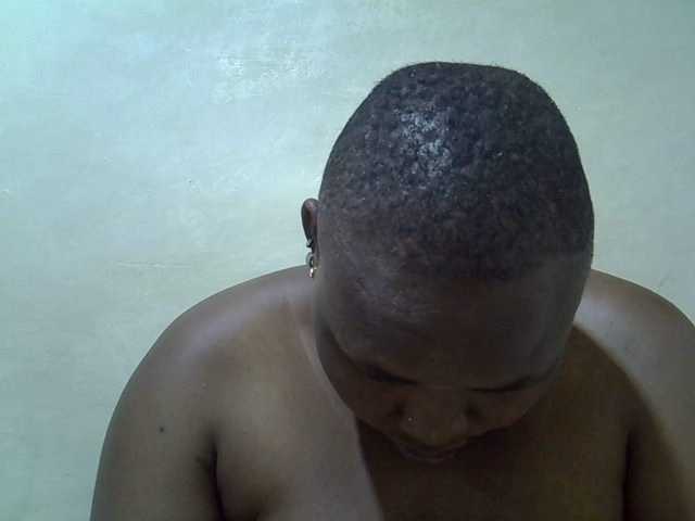 Sexybooty1's BongaCams show and profile