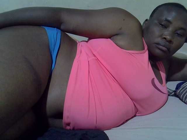 Sexybooty1's BongaCams show and profile