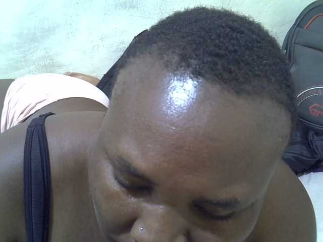 Sexybooty1's BongaCams show and profile