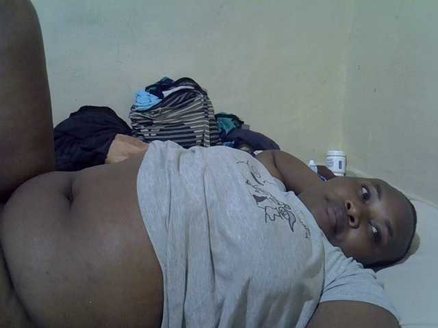 Sexybooty1's BongaCams show and profile