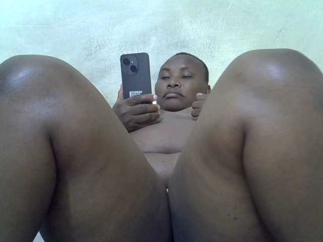  Sexybooty1 chat room