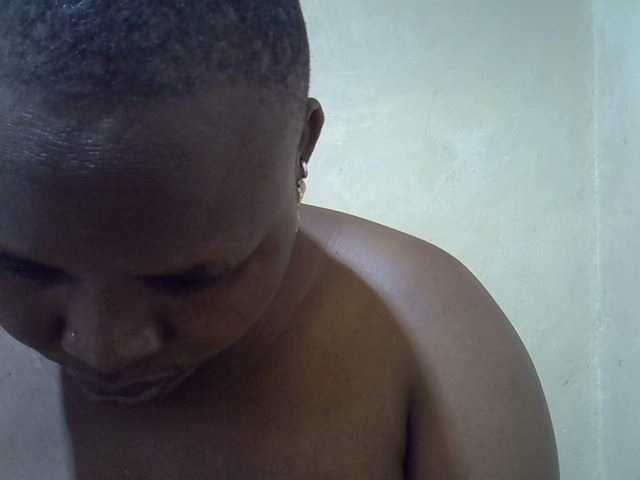 Sexybooty1's BongaCams show and profile