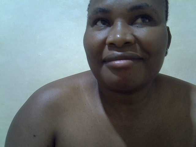 Sexybooty1 from BongaCams is Freechat