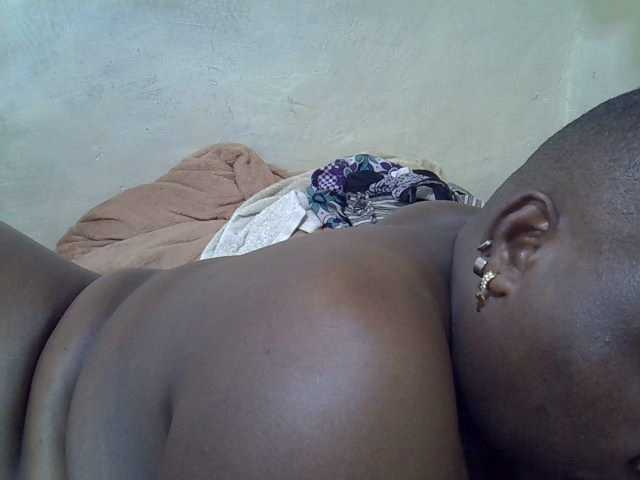 Sexybooty1's BongaCams show and profile