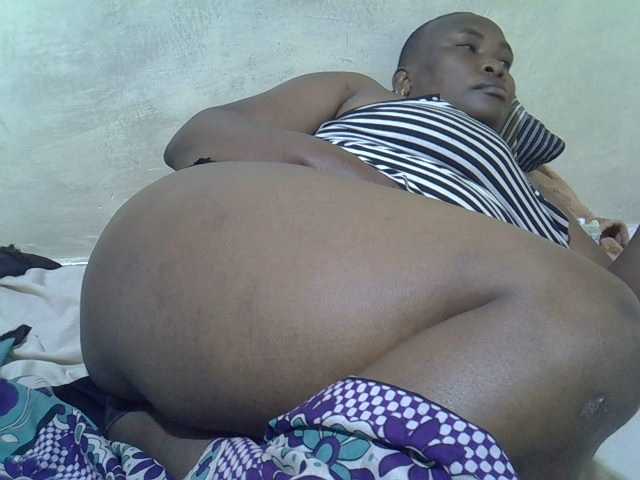 Sexybooty1's BongaCams show and profile