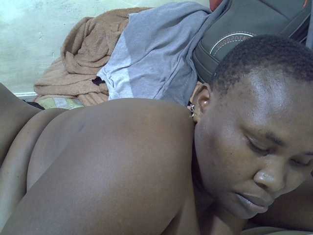 Sexybooty1's BongaCams show and profile