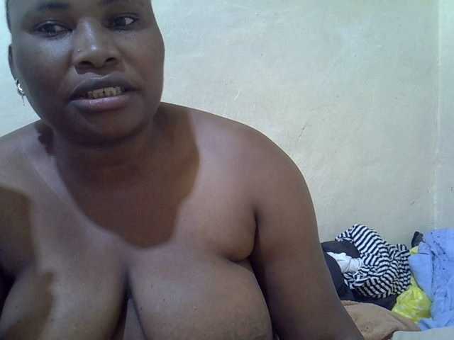 Sexybooty1's BongaCams show and profile