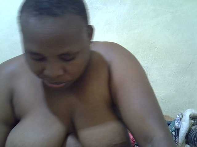 Sexybooty1's BongaCams show and profile