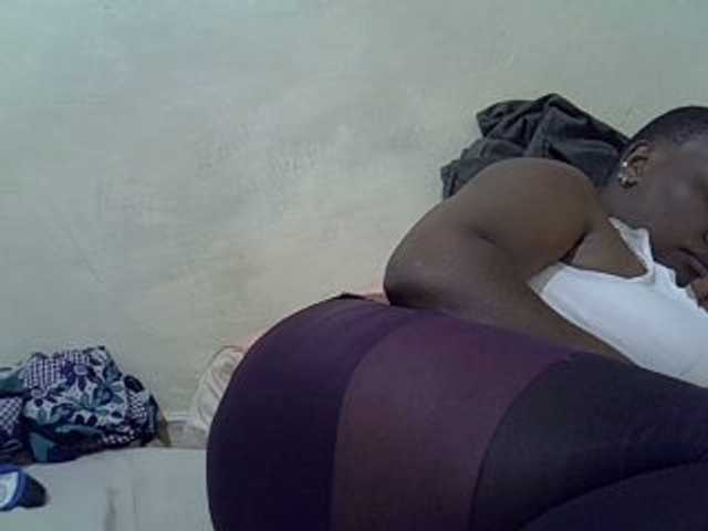 Sexybooty1 webcam bongacams model stream image