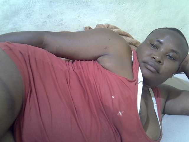 Sexybooty1's BongaCams show and profile