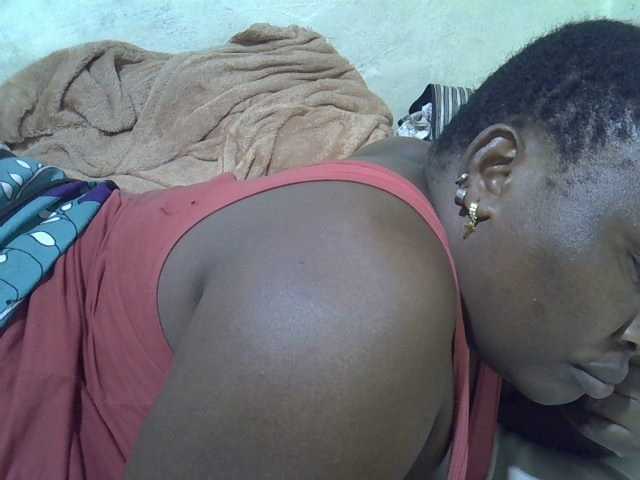 Sexybooty1's BongaCams show and profile