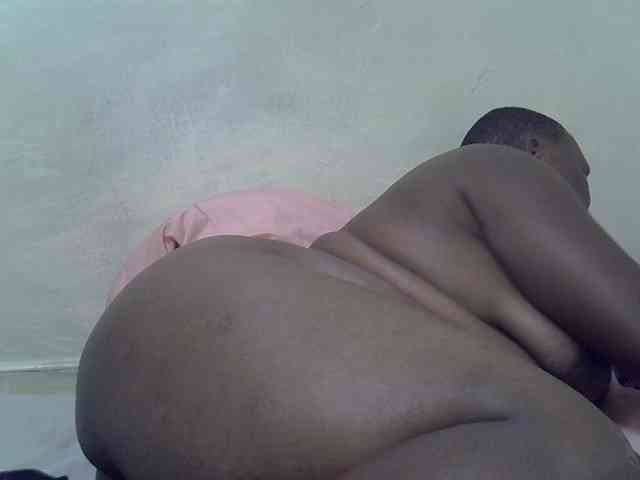 Sexybooty1 webcam