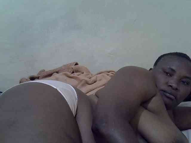 Sexybooty1 webcam