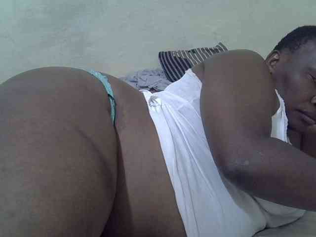 Sexybooty1 webcam