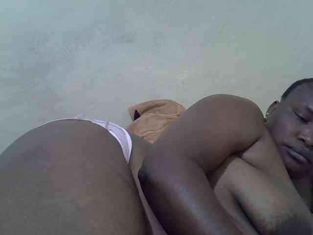 Sexybooty1 webcam