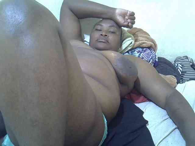 Sexybooty1 Live Webcam on BongaCams