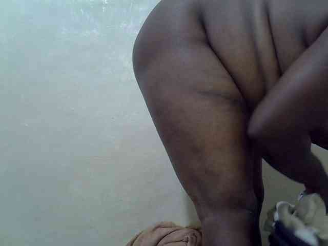Sexybooty1 webcam