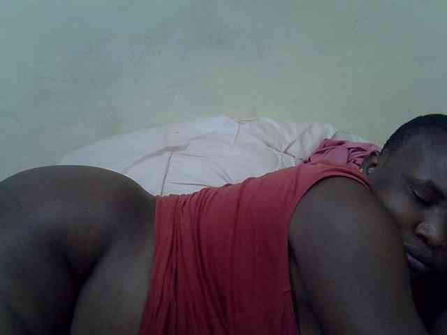 Sexybooty1 webcam