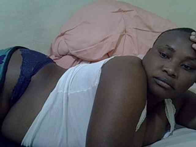 Sexybooty1 webcam